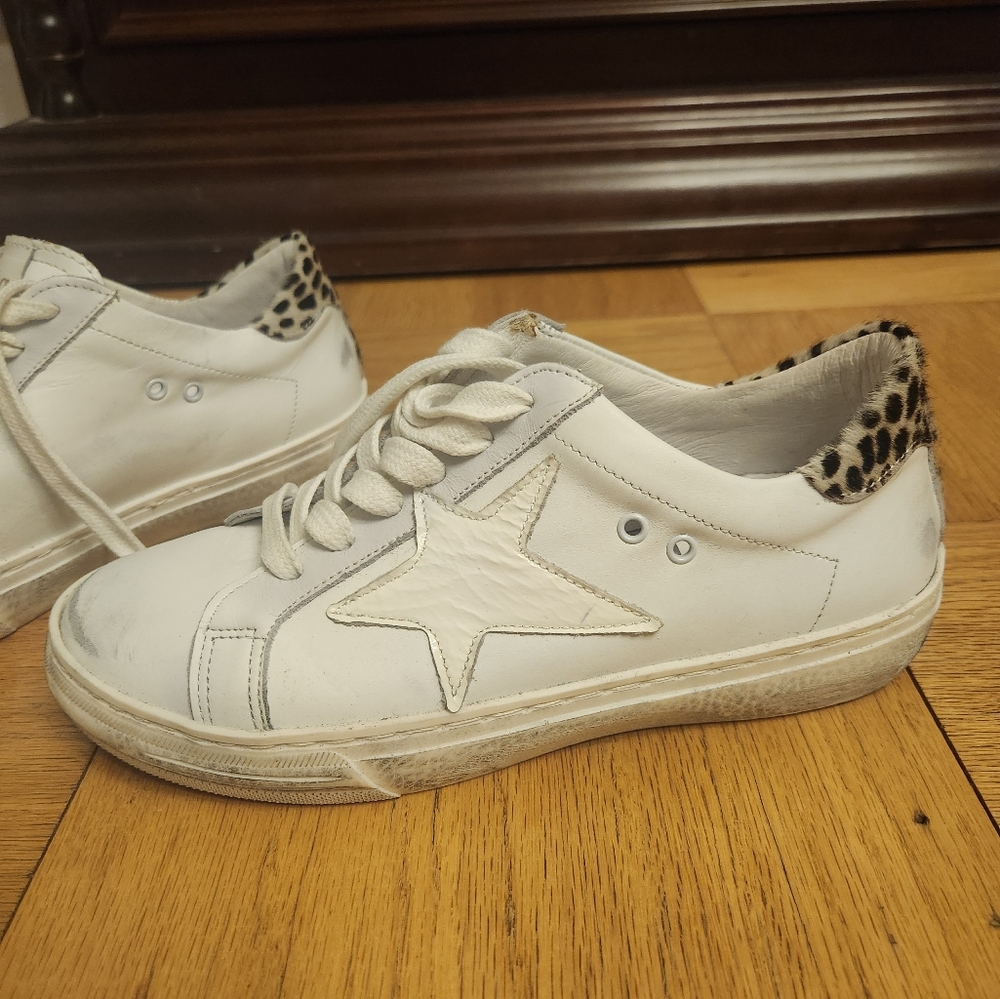 White Snickers with star